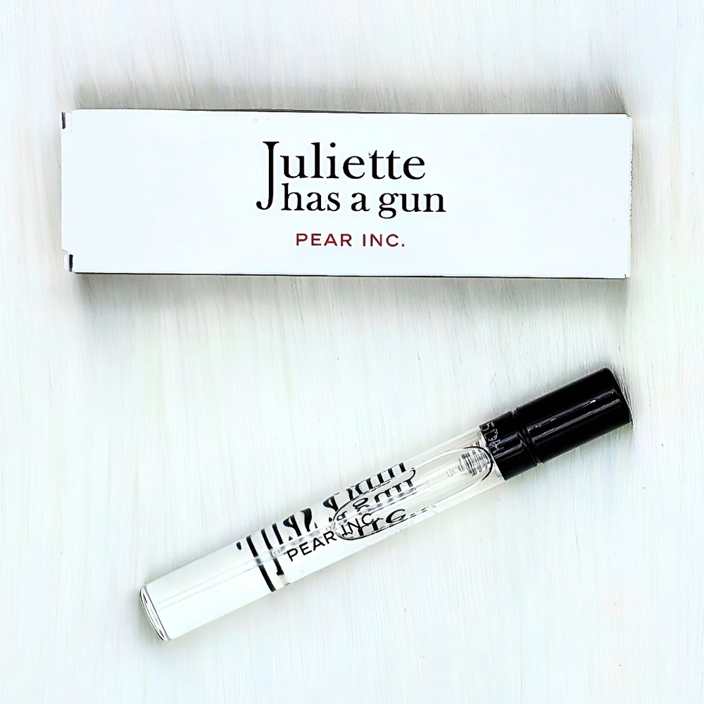 🔴 JULIETTE HAS A GUN - Pear Inc - Travel Spray